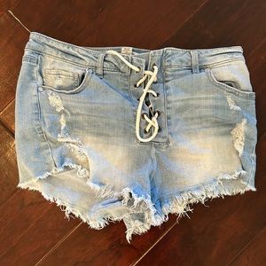 jean shorts with tie